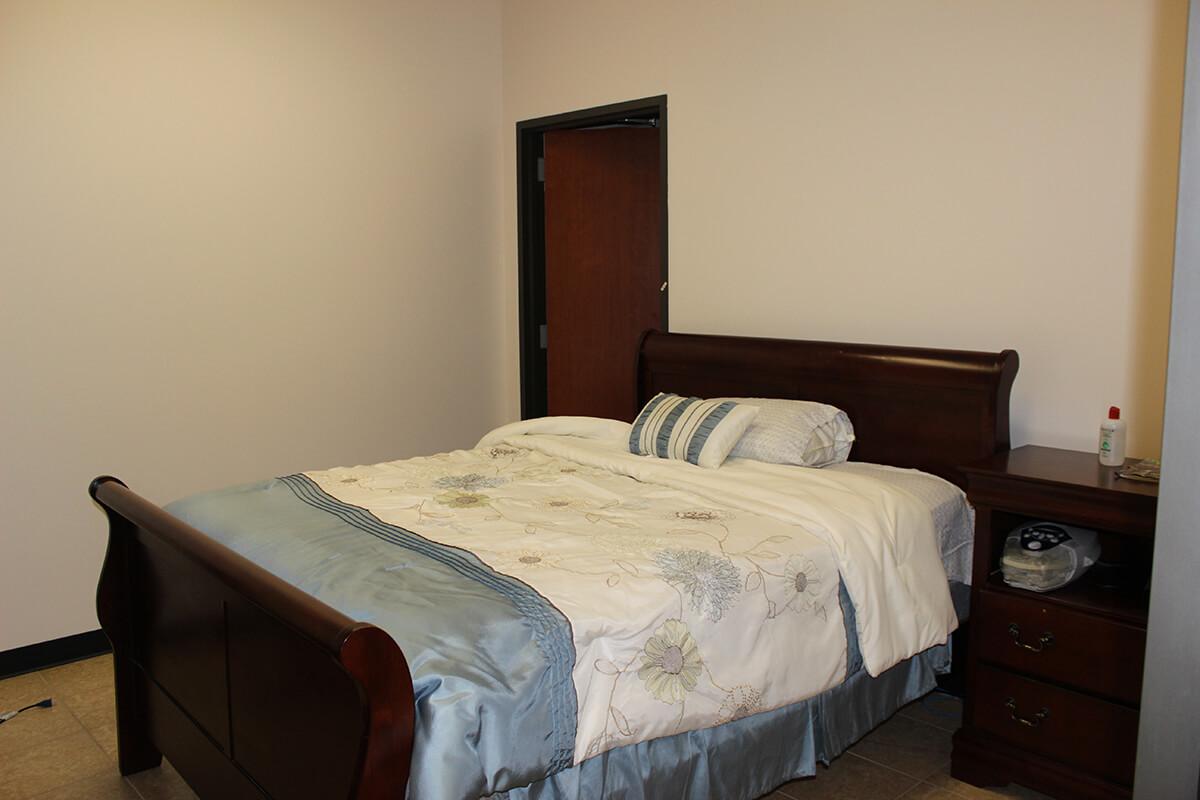 Private overnight room used for extended patient monitoring